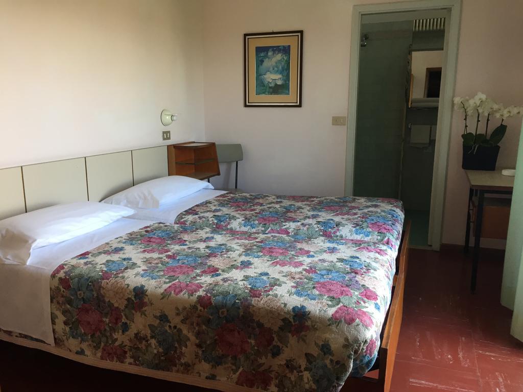Hotel Miramare Et De La Ville Rimini Eksteriør billede